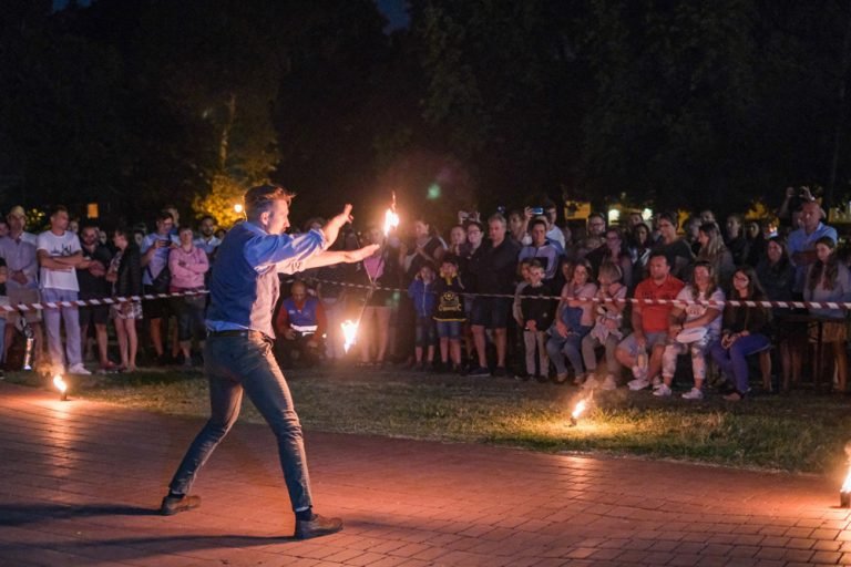 tűzzsonglőrök 0064.jpg